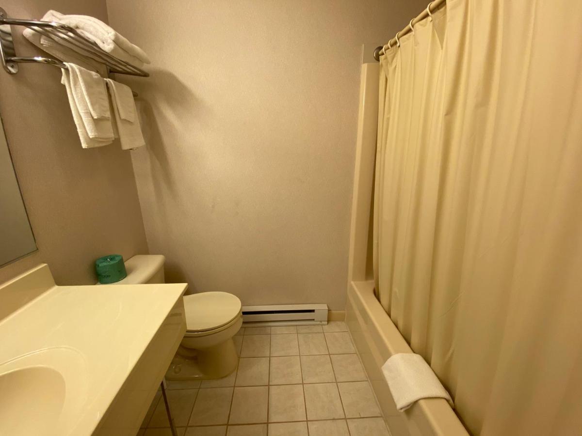经济山林小屋汽车旅馆 斯特布里奇 外观 照片